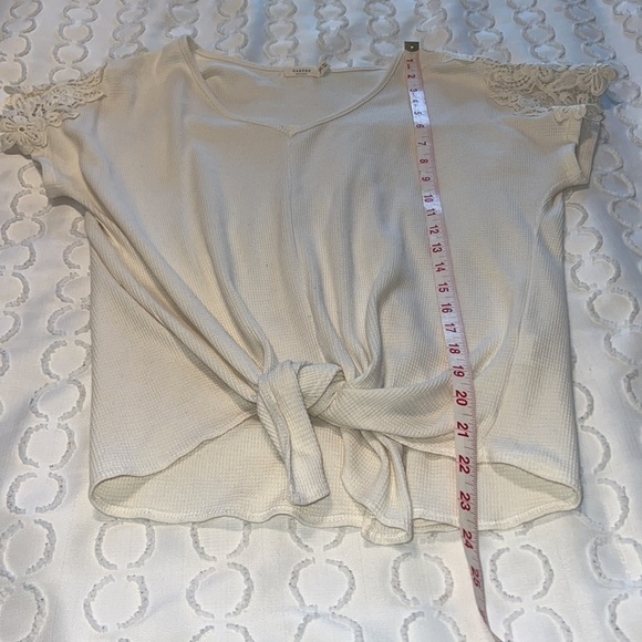 *Women’s Harper xxsmall  front tie top - Picture 5 of 5